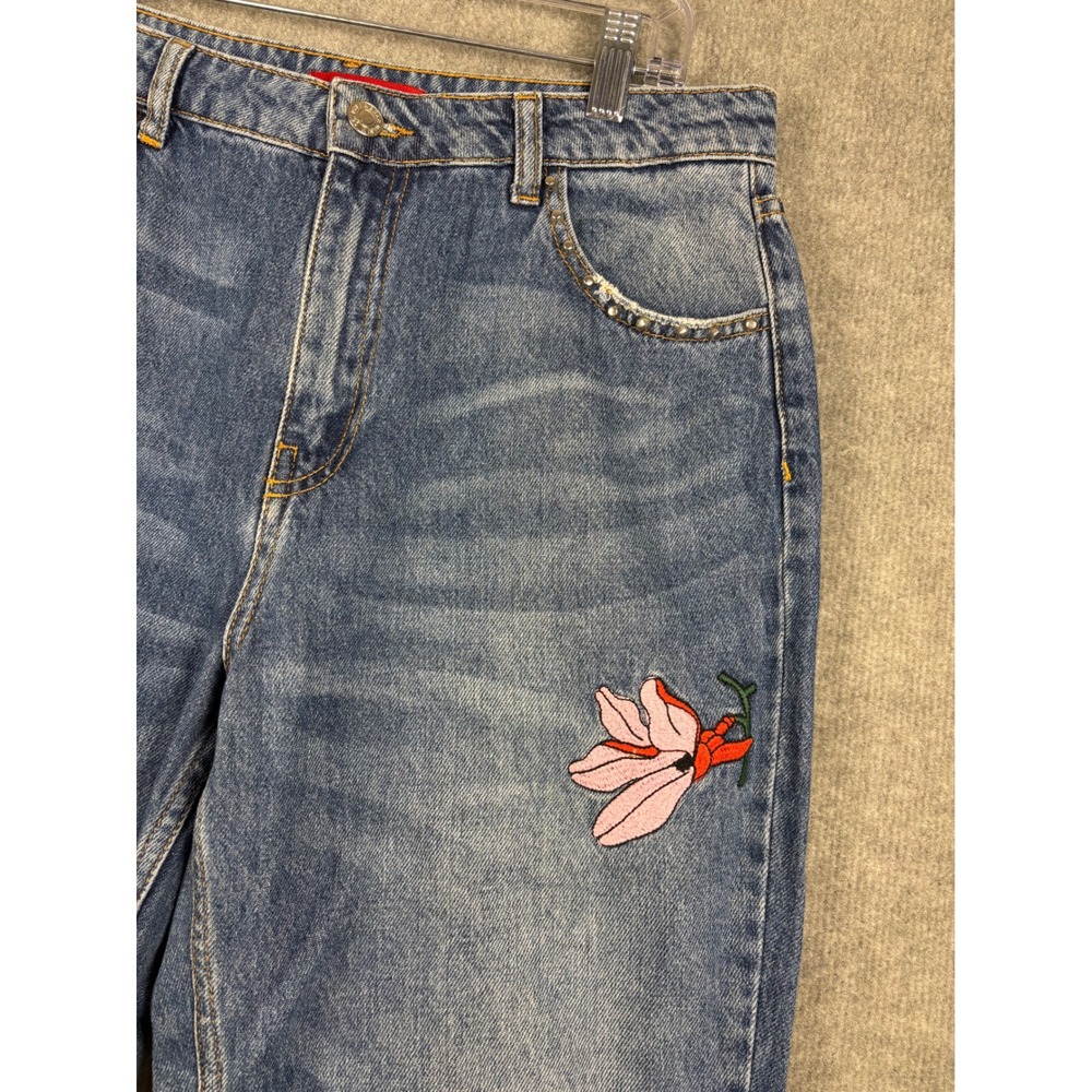 Pull & Bear Mom Jeans Embroidered Distressed Blue Size 30‎ Medium Wash - Picture 5 of 15